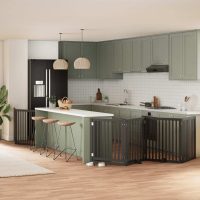 Poartă câini pliabilă cu ușă 8 panouri negru 640 cm, lemn plop